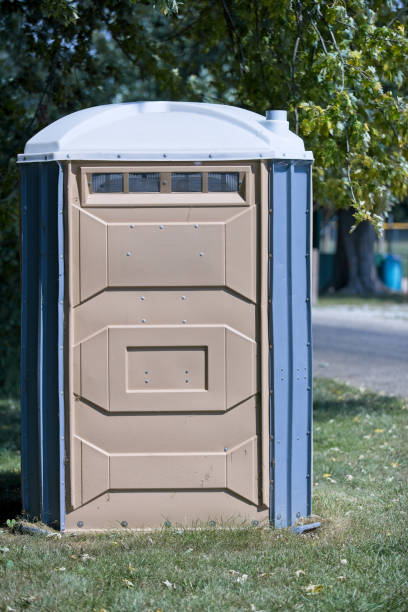 Portable Toilet Options We Offer in Lawrence, NY
